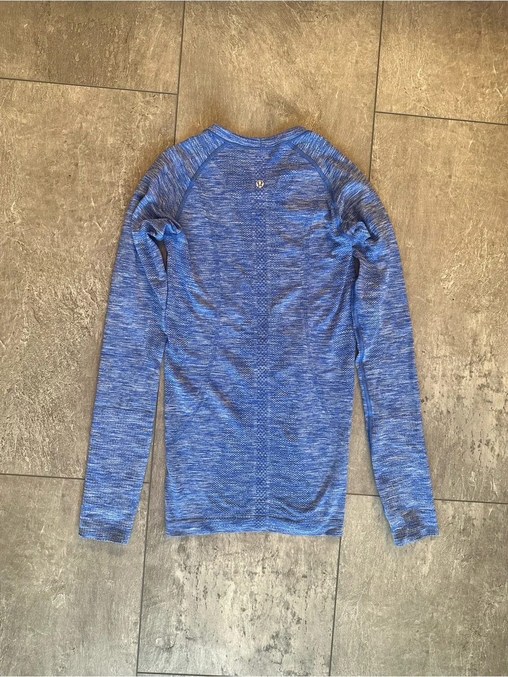 Lululemon Blue Heathered Long Sleeve Swiftly Size 2 EUC